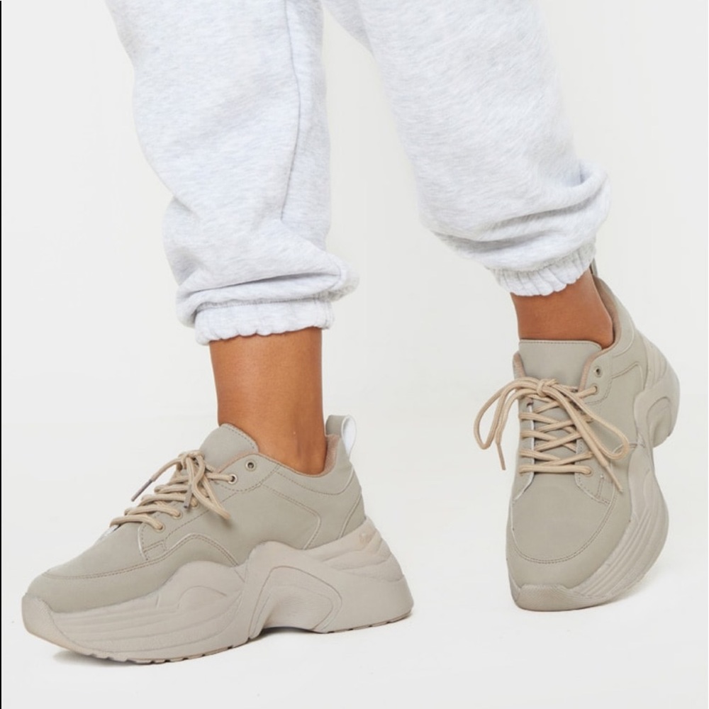 NWT Pretty Little Thing Chunky Sneakers 38/8 Sand!